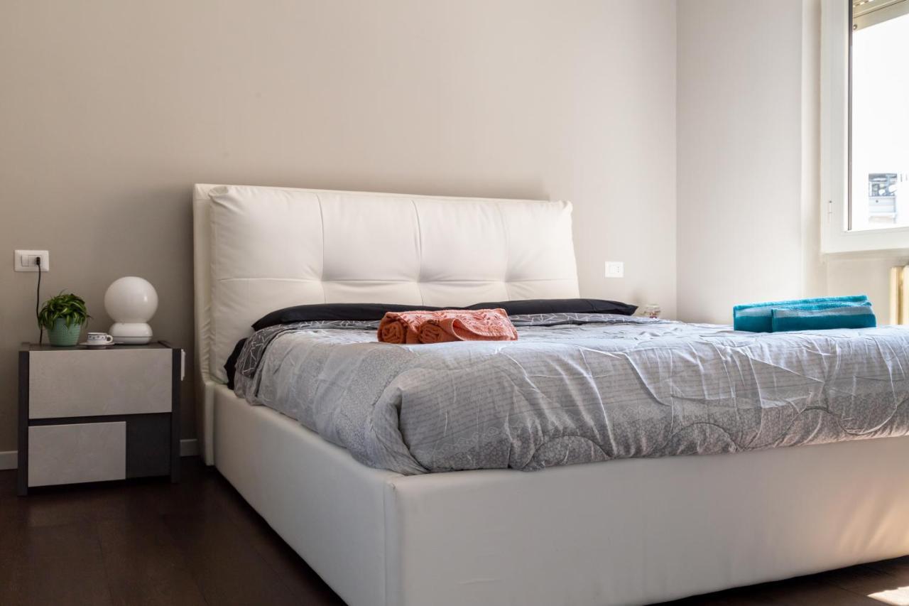 La Preziosa Apartment - By Host4U Pavia Eksteriør bilde